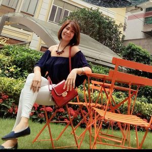 Meet your Posher, Beth